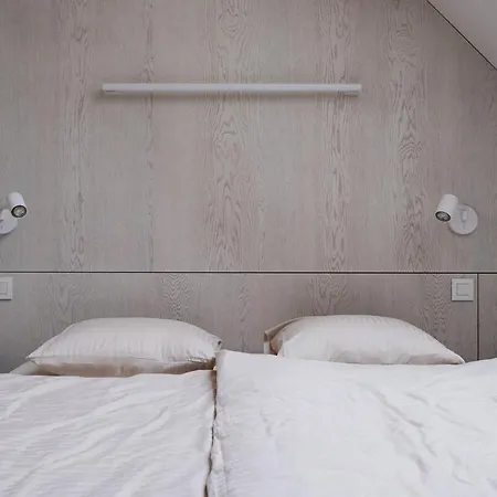 Minimalist Urban Loft In Apartmán Trnava