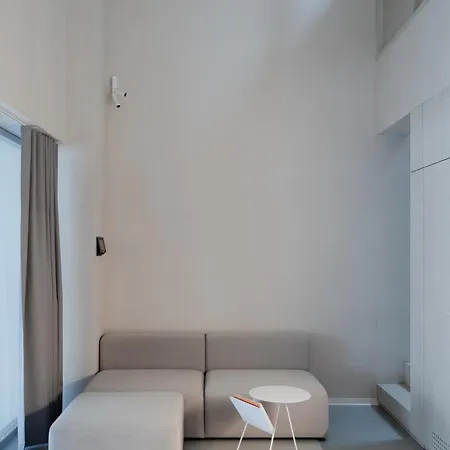 Minimalist Urban Loft In * Nagyszombat
