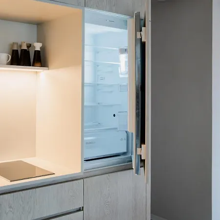Apartman Minimalist Urban Loft In Nagyszombat